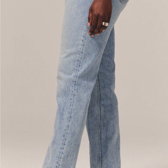 Curve Love Ultra High Rise 90s Straight Jean NEW - Picture 2 of 3